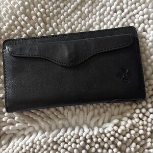 Patricia Nash Black Valentia Wallet